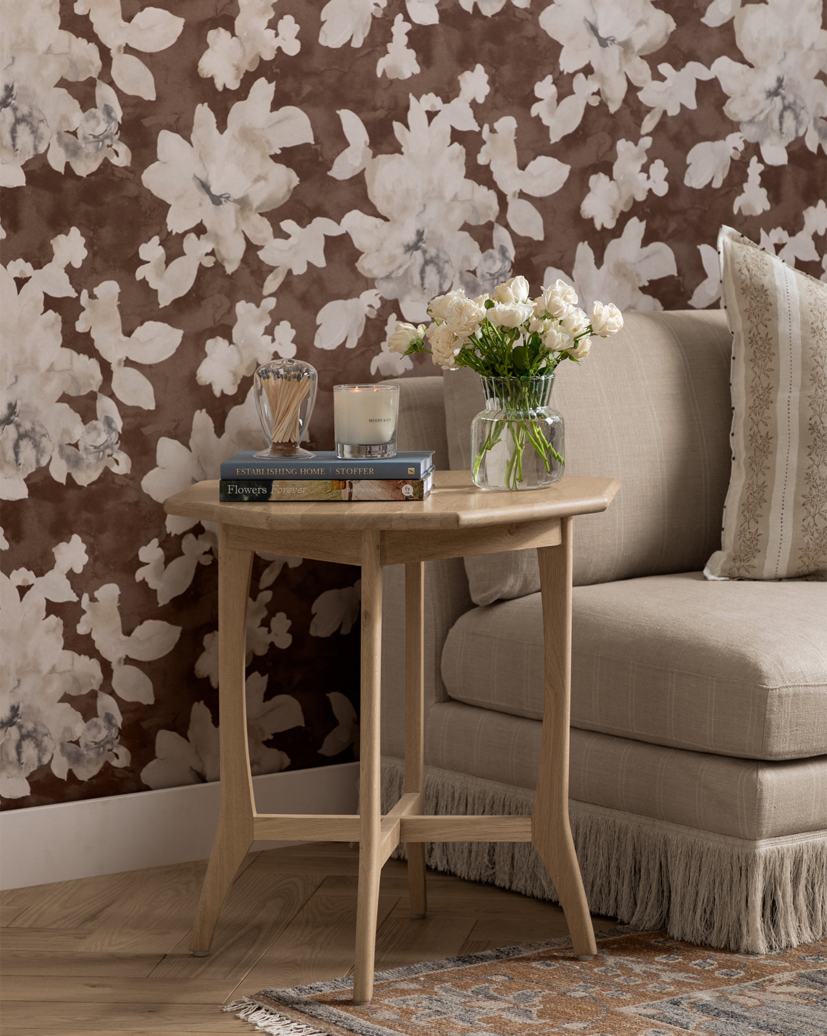 Table d'appoint scandinave en chêne massif avec finition naturelle pour salon
