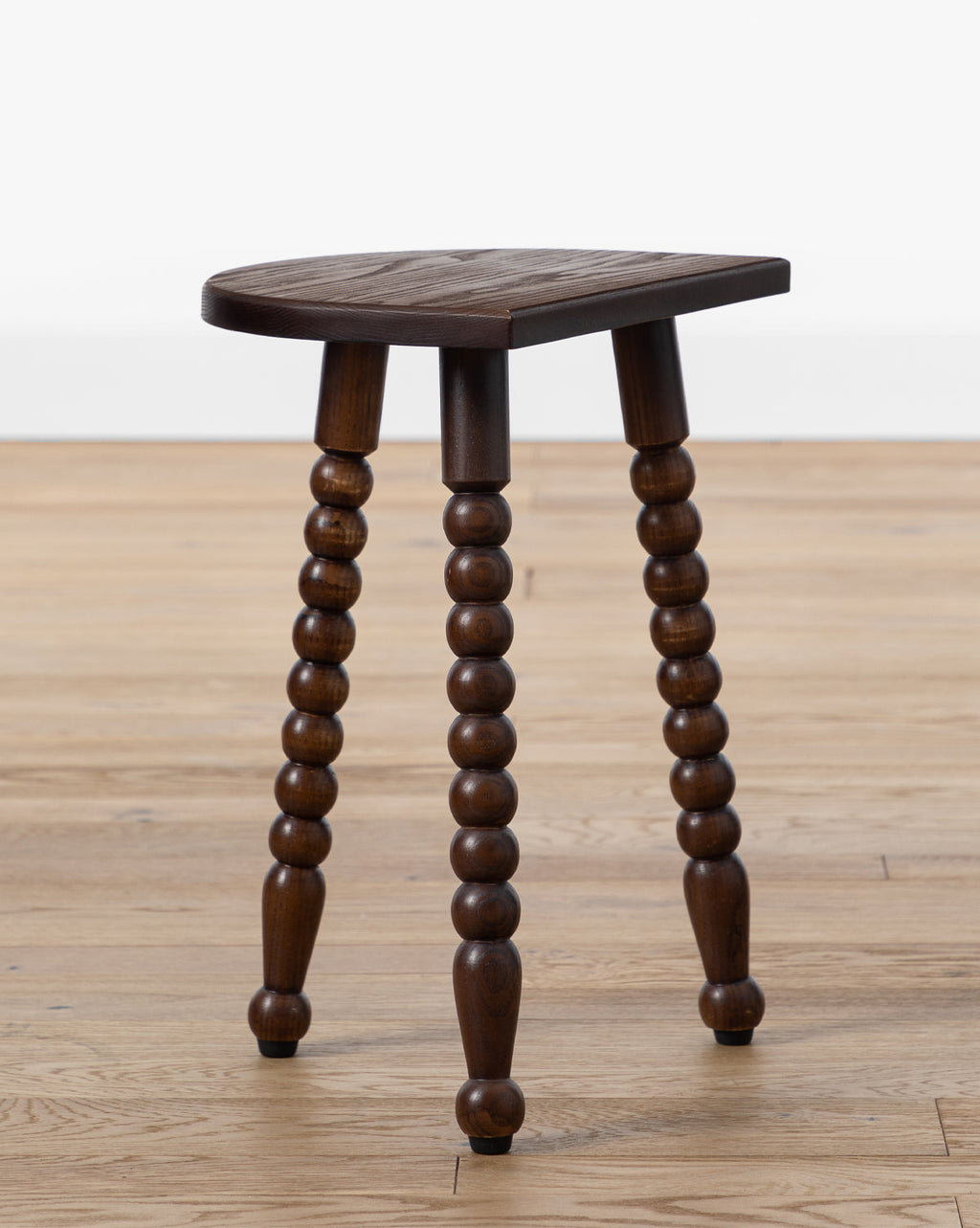 Tabouret scandinave en bois massif, finition naturelle, pour salon