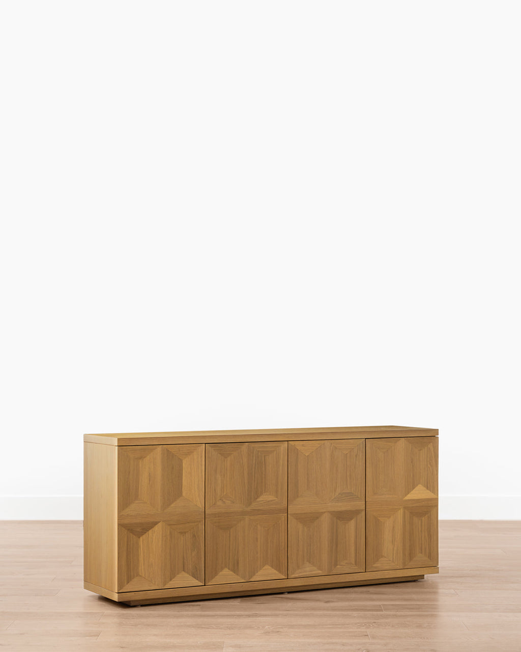 Bahut moderne en bois avec rangements et lignes épurées pour le salon