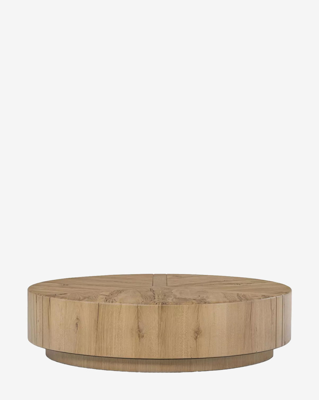Table basse ronde moderne en chêne avec matériaux naturels et forme contemporaine pour le salon