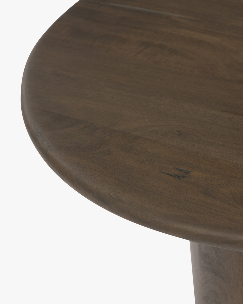 Table d'appoint moderne en bois avec matériaux naturels pour le salon