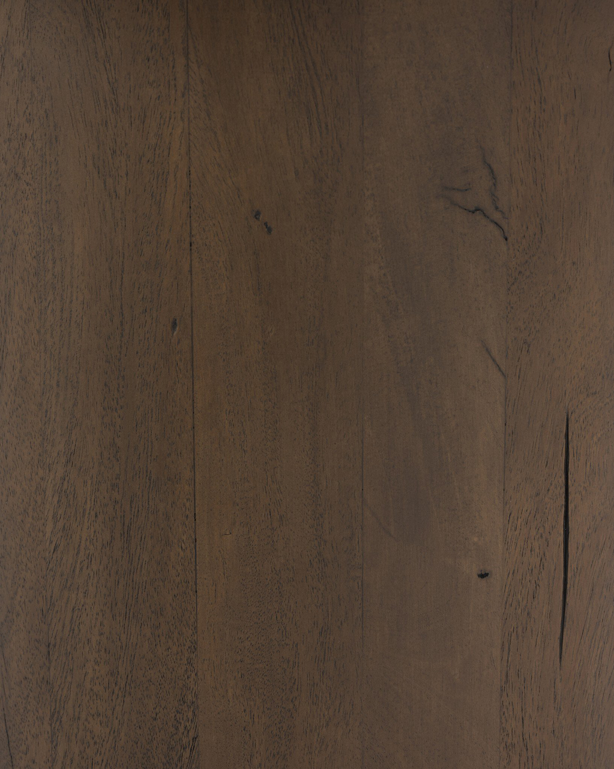 Table d'appoint moderne en bois avec matériaux naturels pour le salon