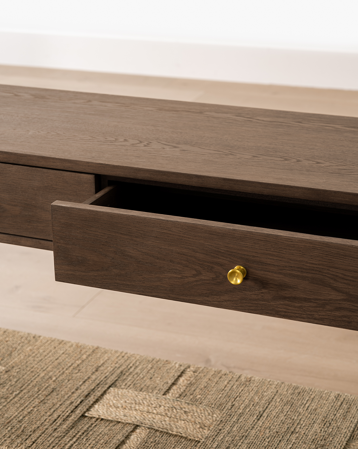 Console moderne en bois avec 2 tiroirs de rangement pour le salon