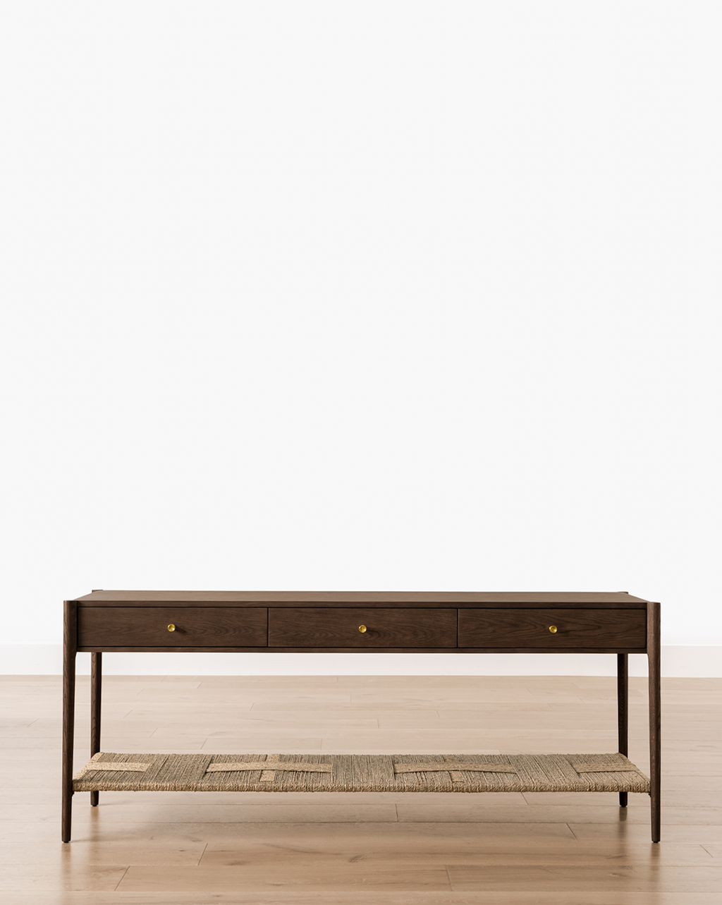 Console moderne en noyer et chêne avec finition chaleureuse pour salon