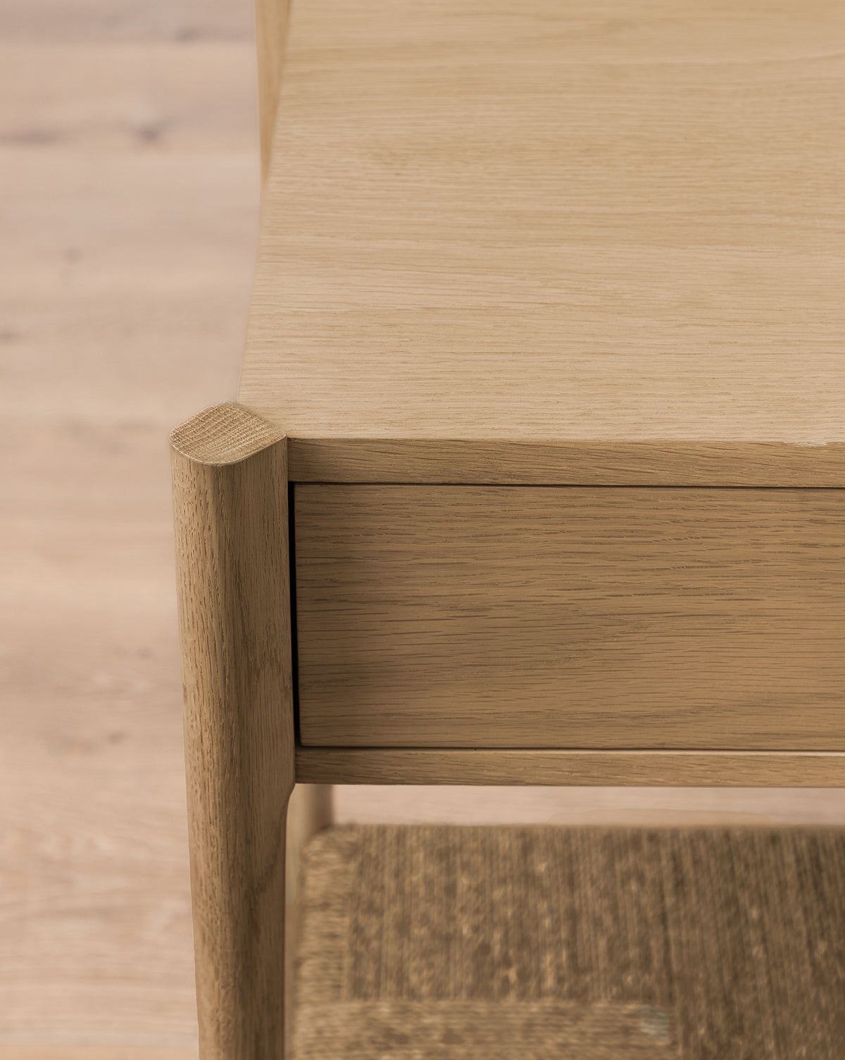 Console moderne en chêne blanc au fini naturel pour le salon