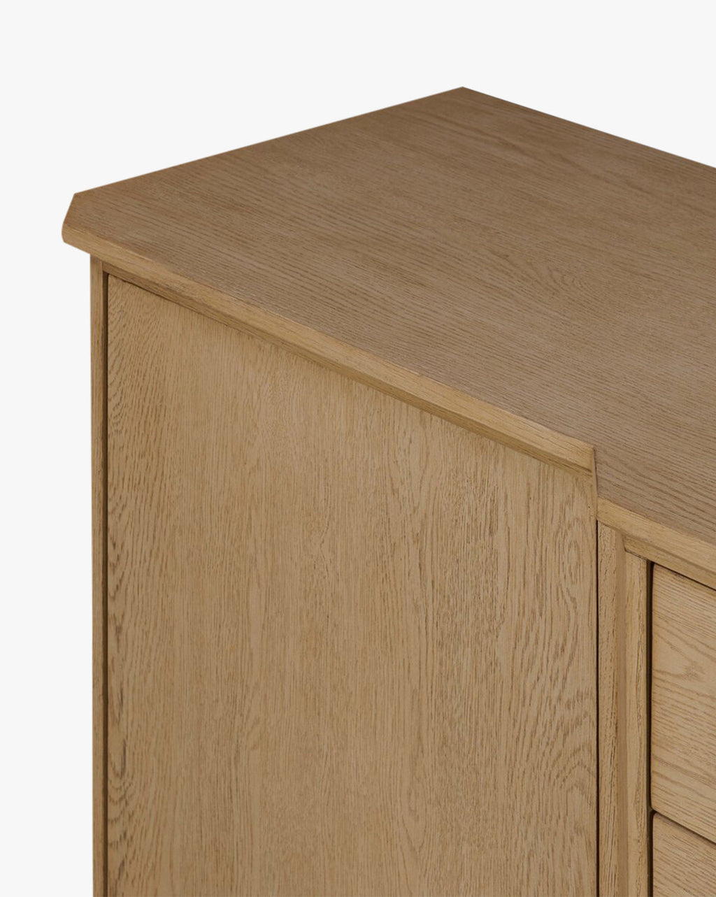 Buffet en bois traditionnel au design classique avec rangement pour salon