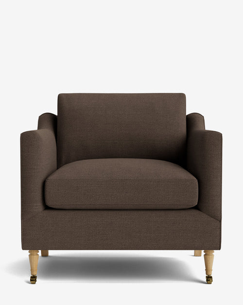 Fauteuil de salon classique capitonné avec rembourrage profond et silhouette ajustée pour le salon