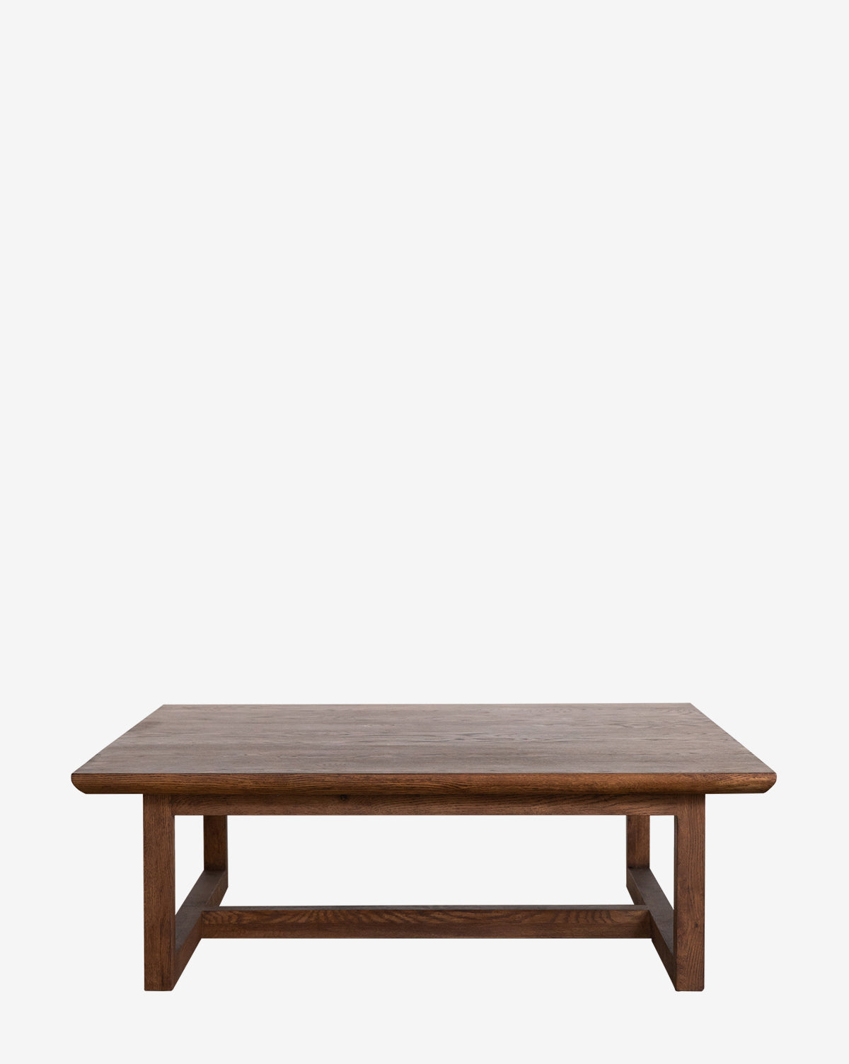 Table basse moderne en chêne massif aux lignes épurées et au design minimaliste pour salon