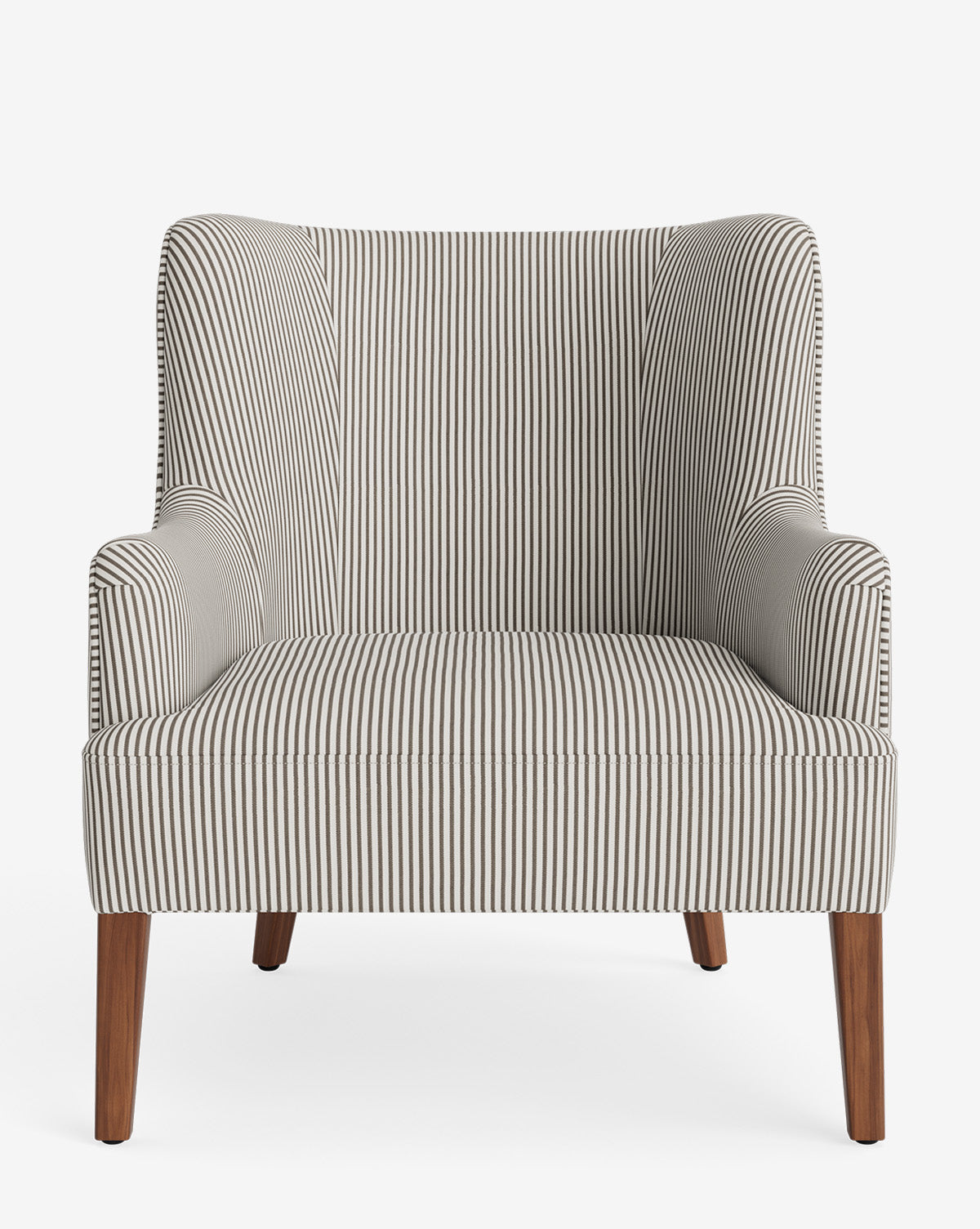 Fauteuil de salon classique sur mesure avec dossier bas et assise profonde pour salon