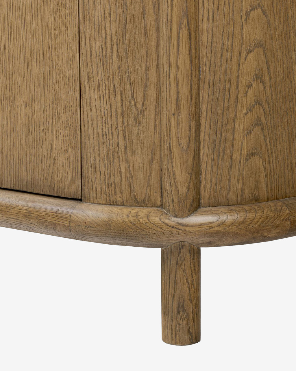 Buffet moderne en bois, silhouette raffinée et rangements pour le salon