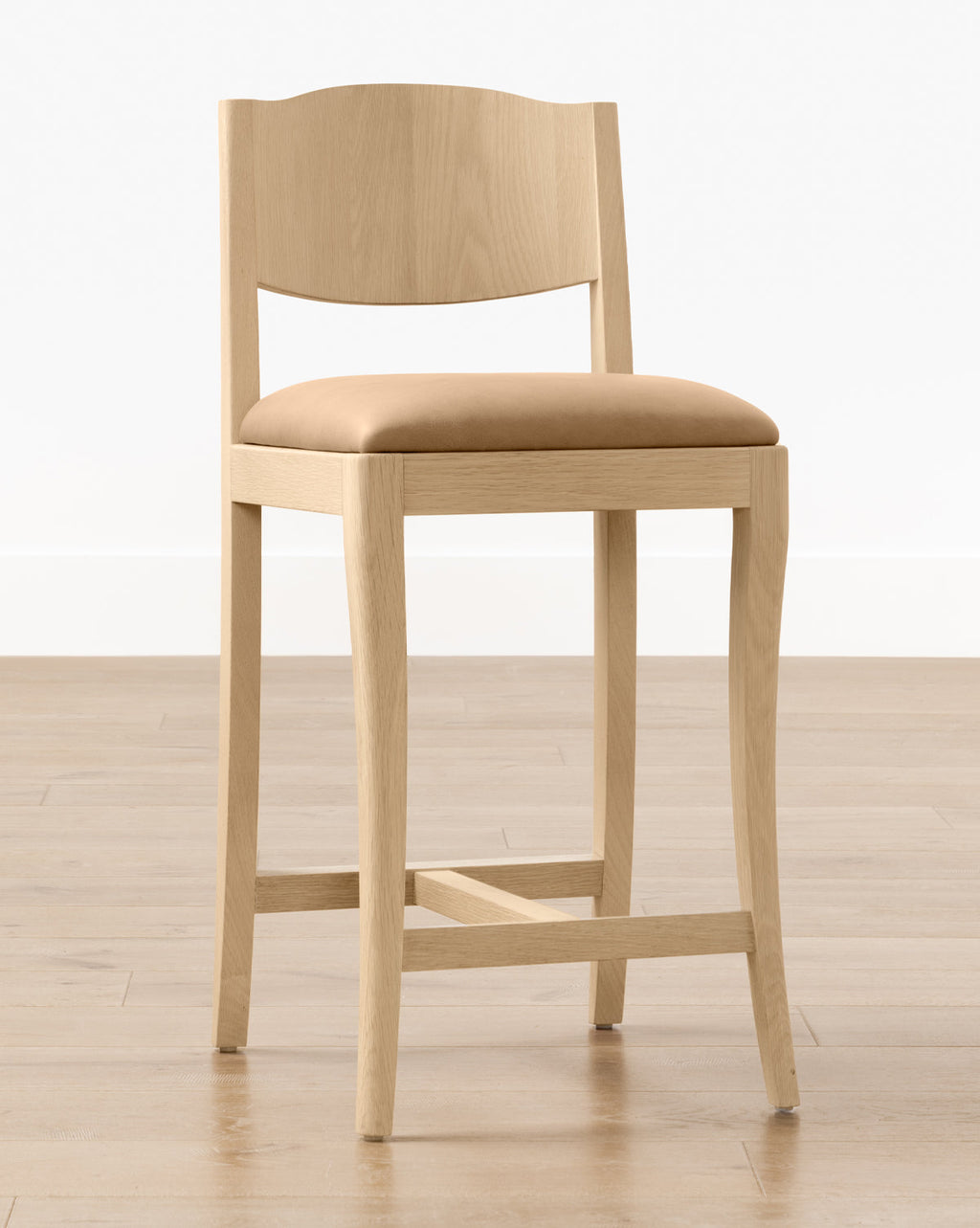 Tabouret de comptoir moderne en chêne blanc avec détails incurvés et revêtement performant pour salle à manger