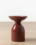 Table d'appoint scandinave en bois au design minimaliste pour le salon