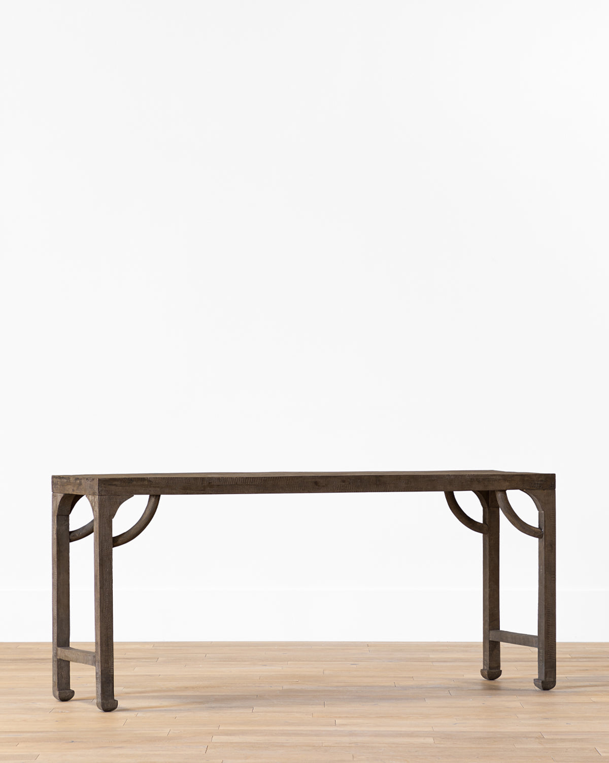 Console moderne en bois à forme architecturale pour salon