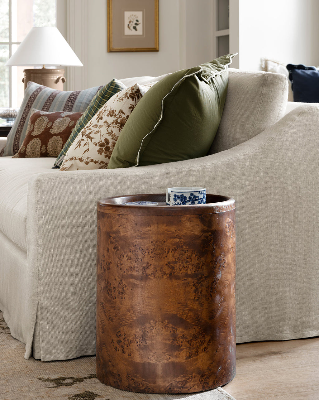Table d'appoint en bois de ronce organique avec grain naturel pour salon